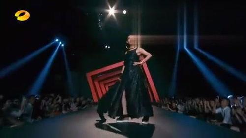 偶像来了走秀视频,揭秘偶像来了走秀幕后精彩瞬间